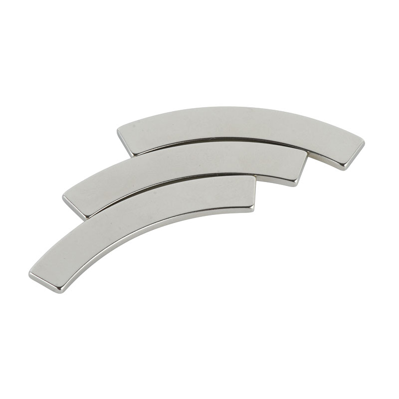 Počítačový disk poháňa magnet