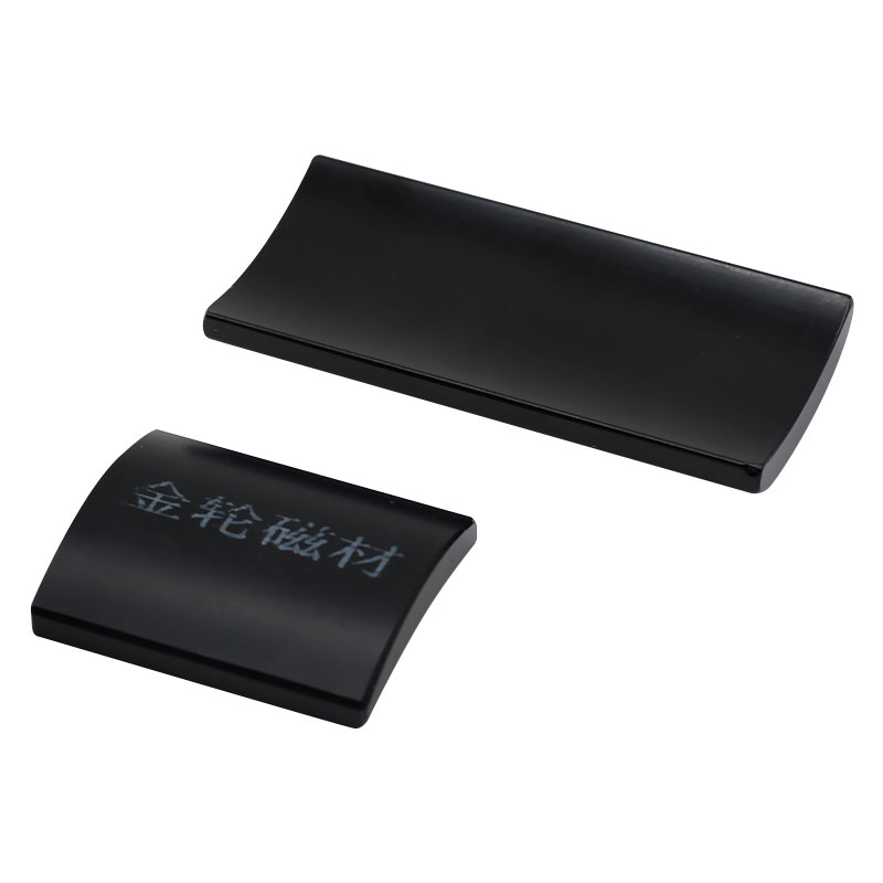 Permanentný magnet vlastného tvaru