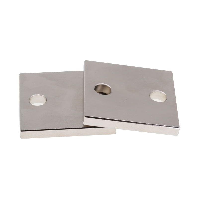 Permanentný magnet vlastného tvaru