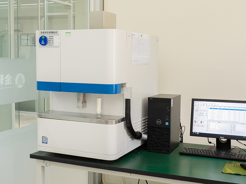 Test starnutia pri vysokej a nízkej teplote vlhkým teplom